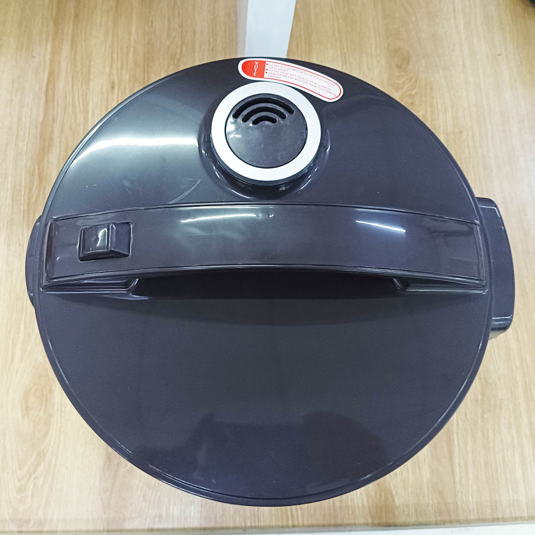 Nồi cơm điện 1.8 lít Apechome APH-RC180Y