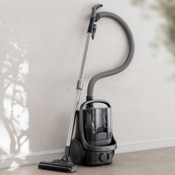 Máy hút bụi Panasonic 2200W MC-CL609HN49