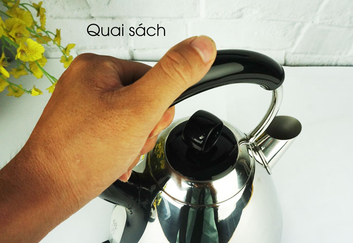 Ấm siêu tốc Sharp 1,7 lít EKJ-17VSD(ST)