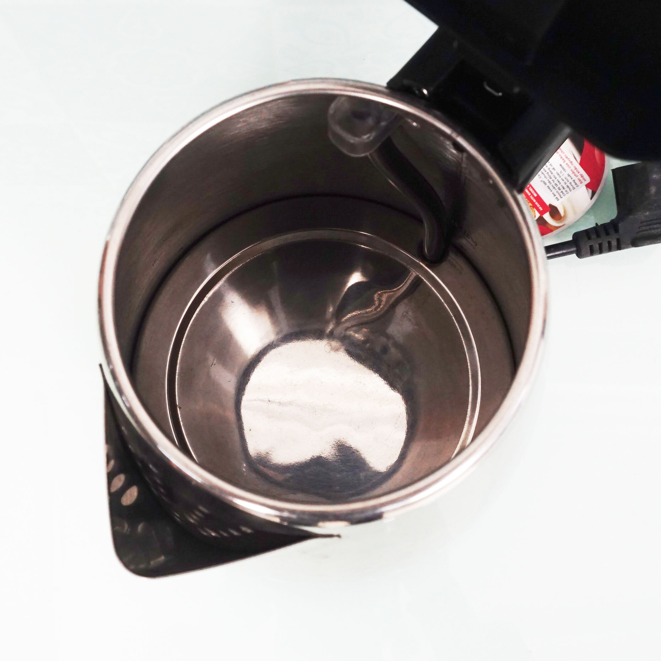 Ấm siêu tốc Saiko 1.7 lít KT-2176S