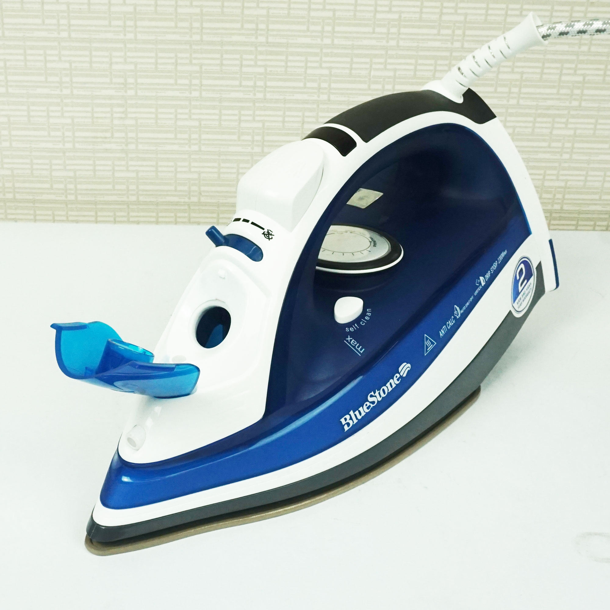 Bàn là hơi nước Bluestone SIB-3831 công suất 2400W