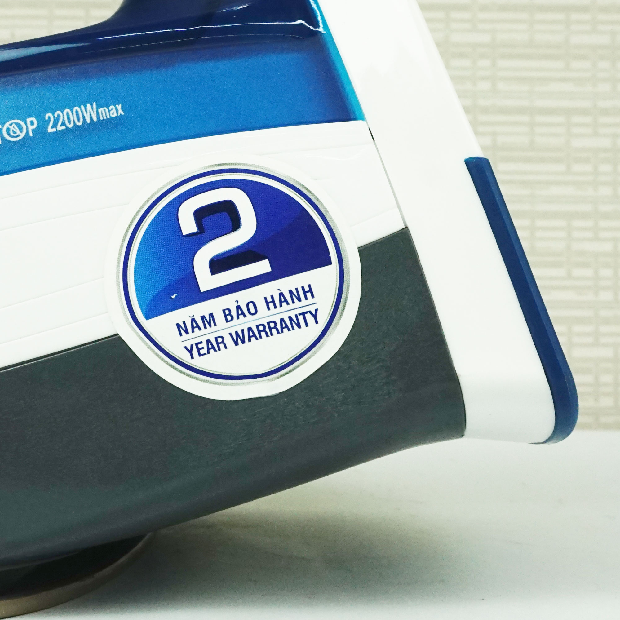 Bàn là hơi nước Bluestone SIB-3831 công suất 2400W