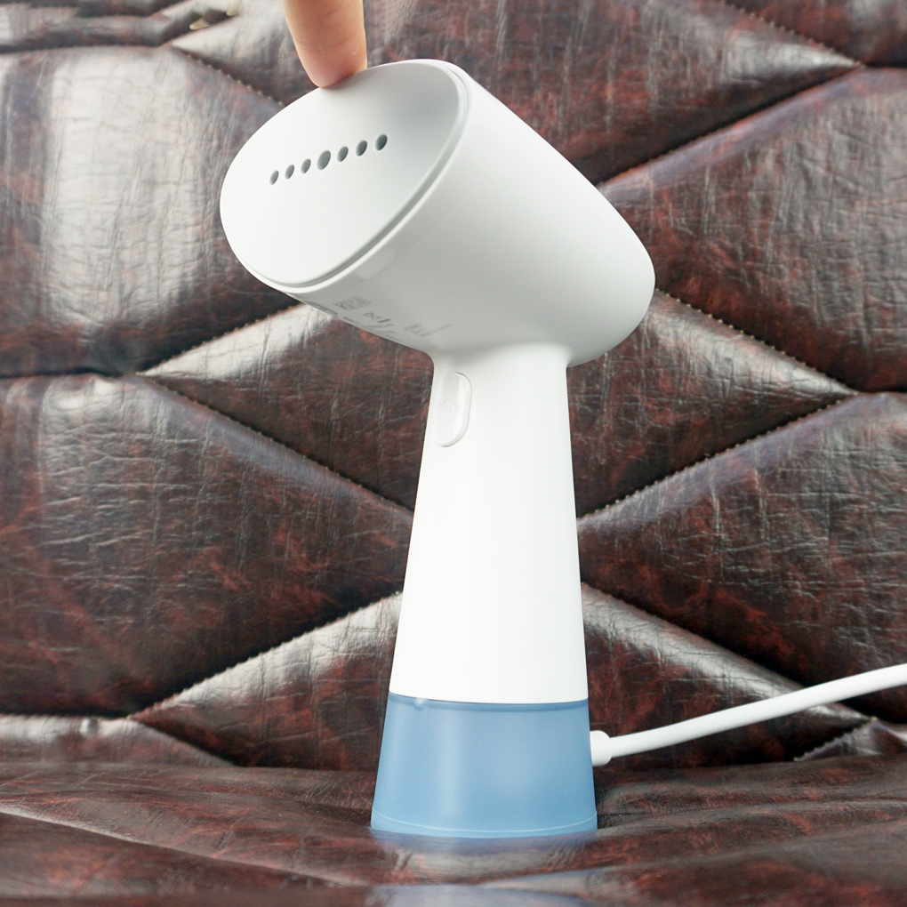 Bàn là hơi nước cầm tay Philips STH1000