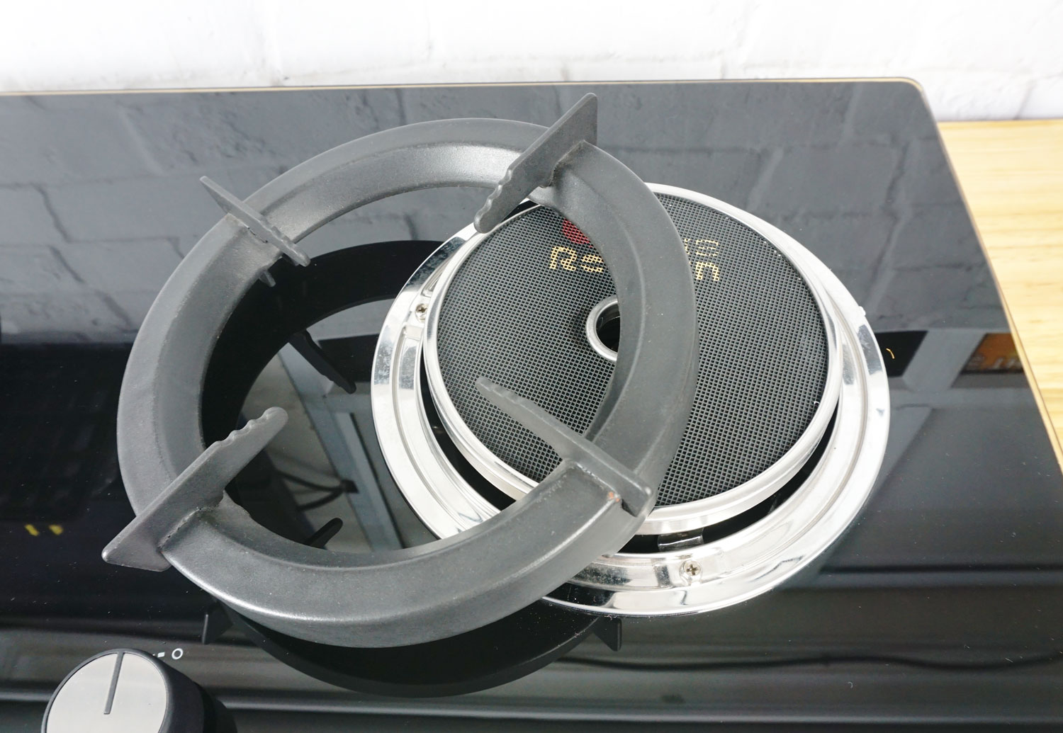 Bếp ga âm hồng ngoại Redsun RS-116B