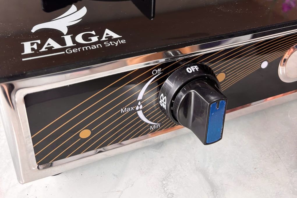 Bếp ga dương kính Faiga F55 HH2