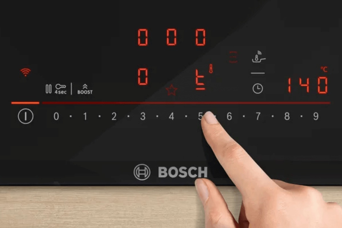 Bếp từ âm 3 vùng nấu Bosch PIJ631HC1E