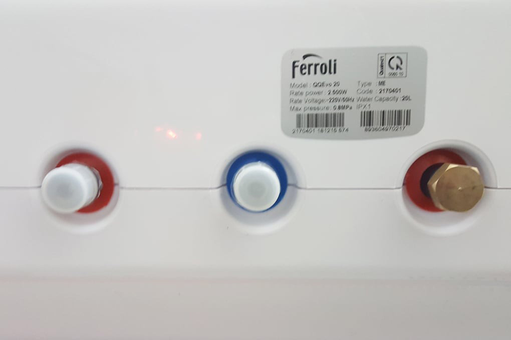 Bình nóng lạnh 1 đèn Ferroli 20 lít QQ20ME