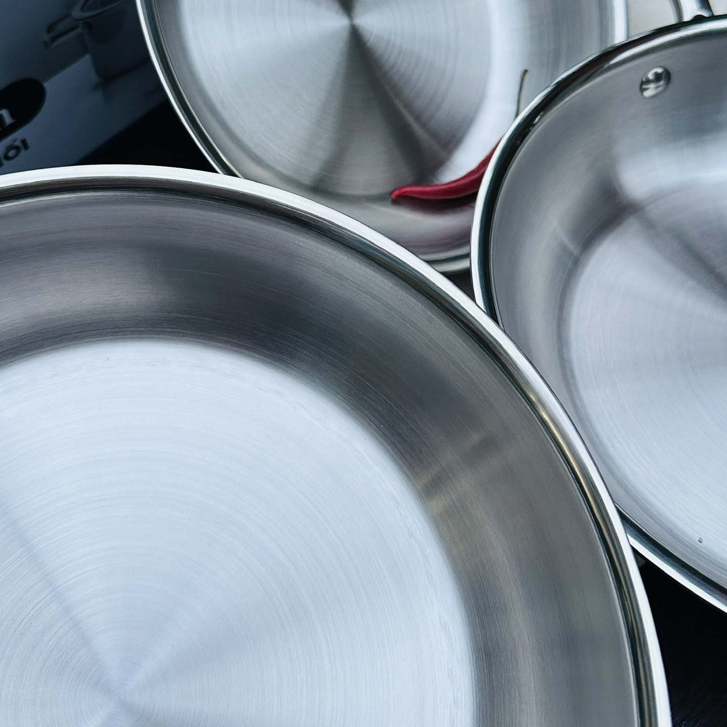 Chảo lền khối 28cm Faiga FC28S