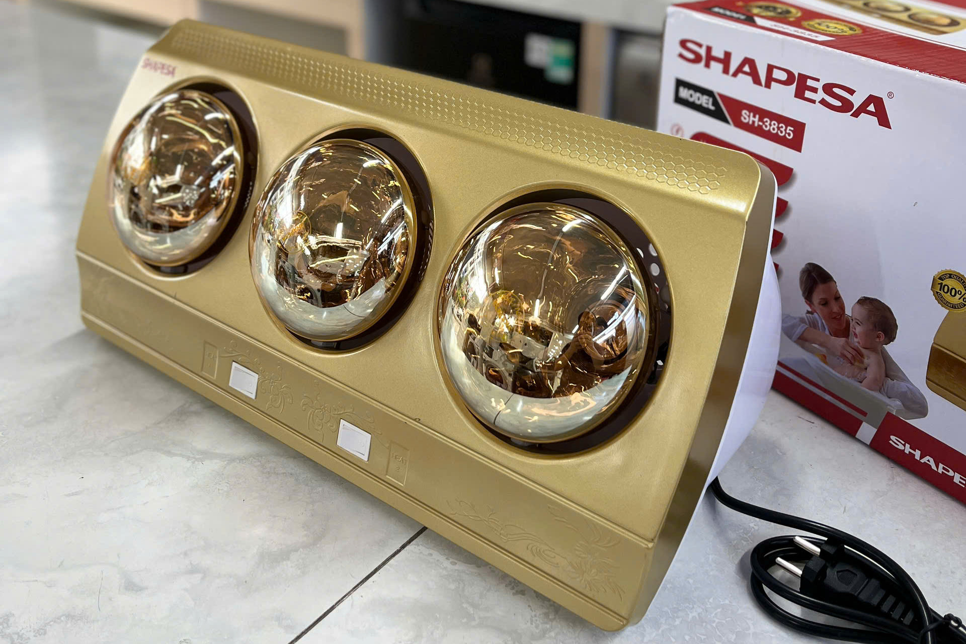 Đèn sưởi nhà tắm Shapesa 3 bóng SH-3835