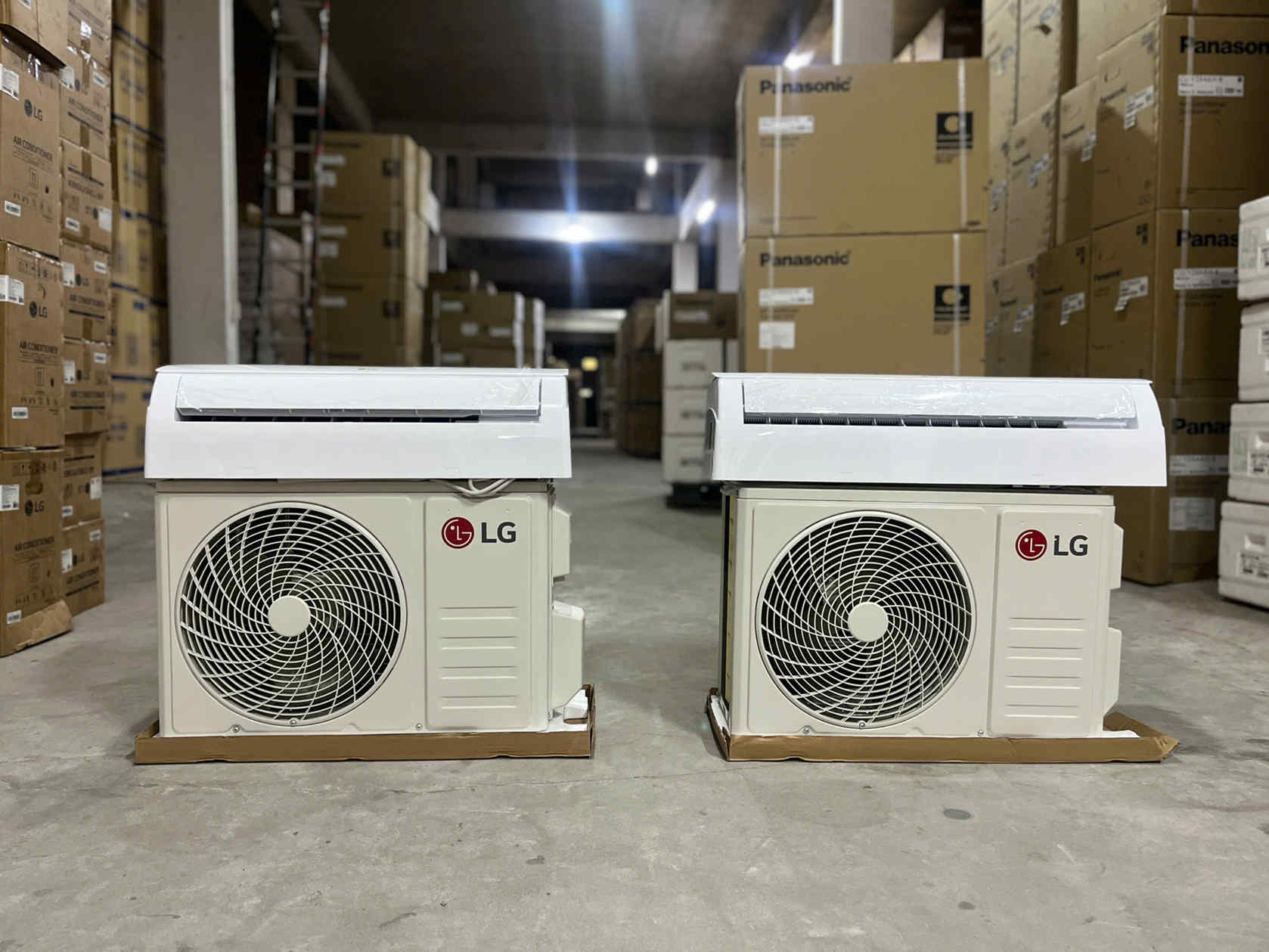Điều hòa LG IFC12M1 12000 BTU 1 chiều inverter