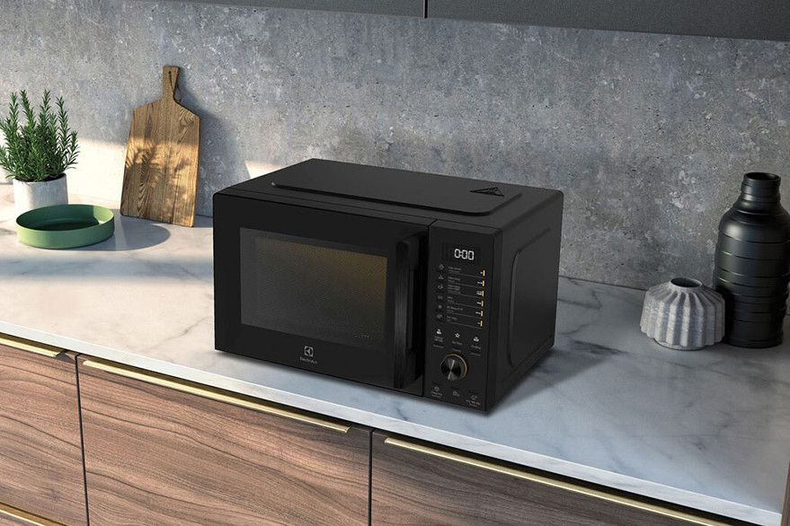 Lò vi sóng Electrolux 23 lít EMG23K22B