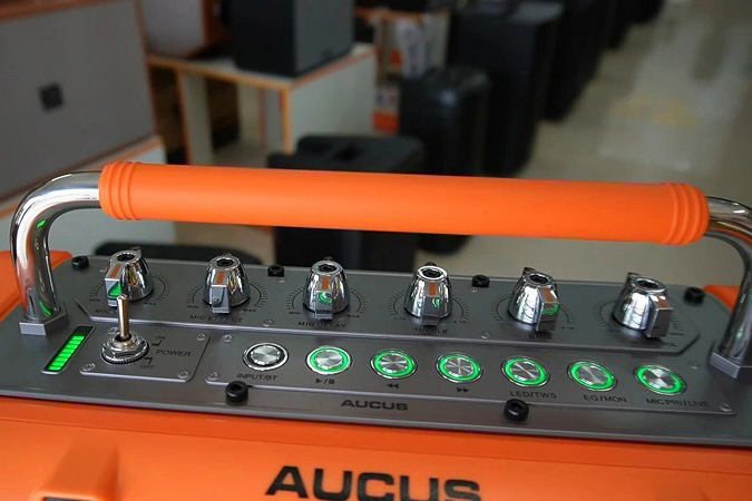 Loa xách tay Karaoke AUCUS 150W PS-204