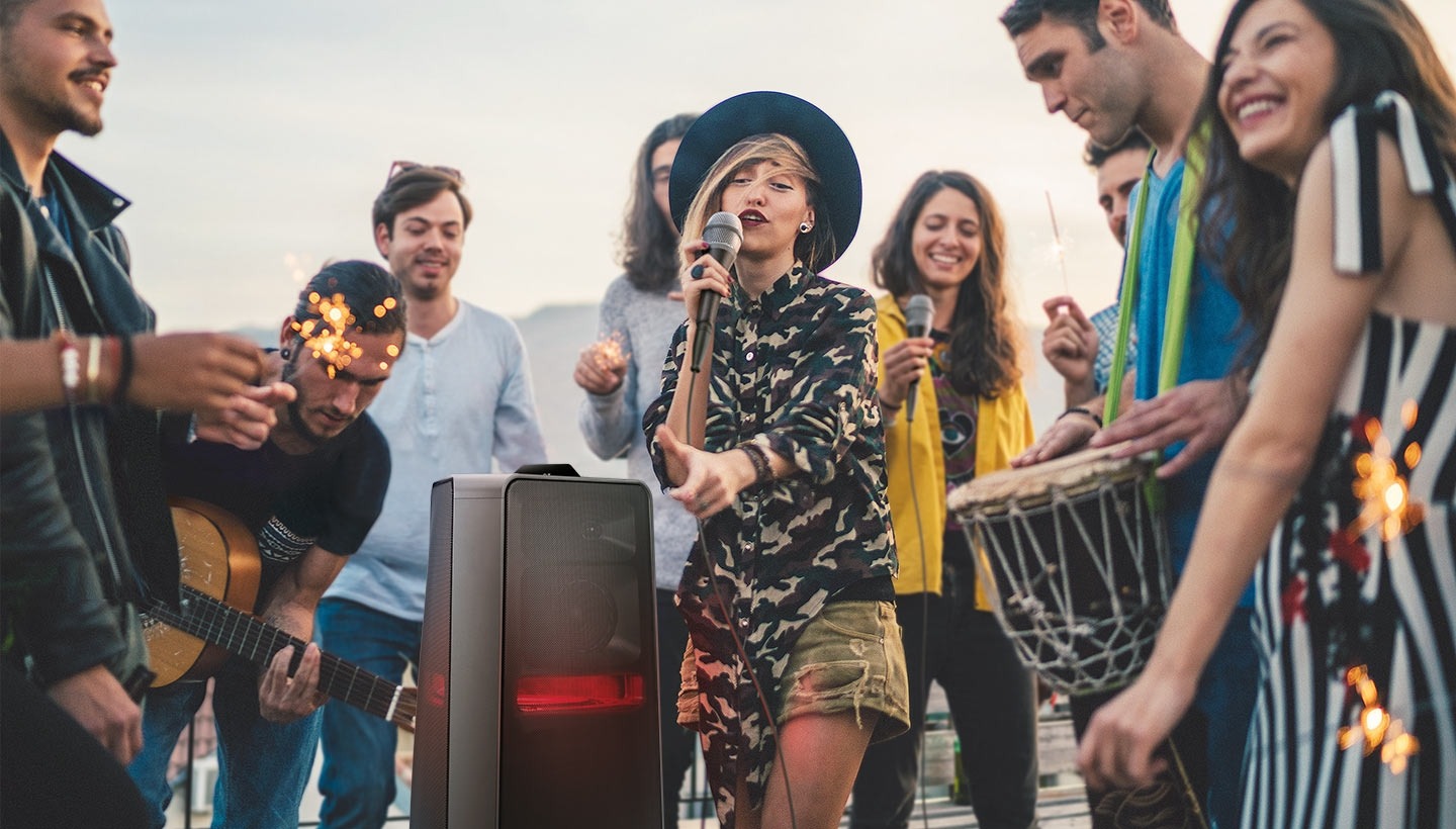 Loa tháp Samsung MX-T70 công suất 1500W