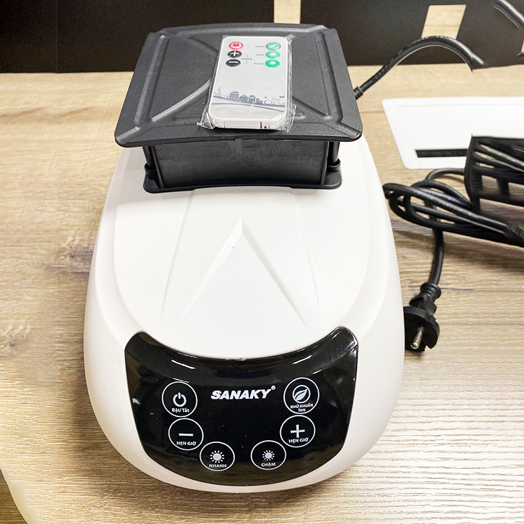 Tủ sấy quần áo Sanaky 1500W SNK-MS2G có khiển