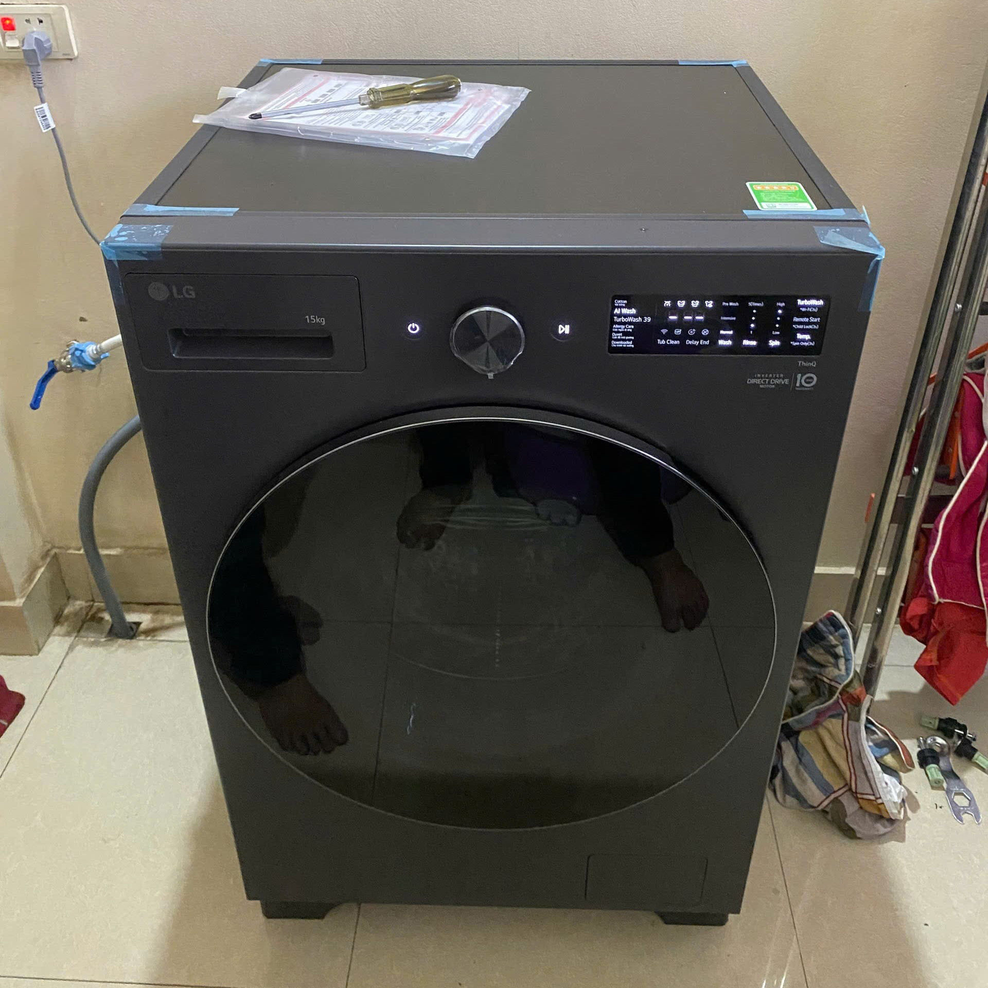 Máy giặt LG Inverter giặt 15 kg F2515SNTG