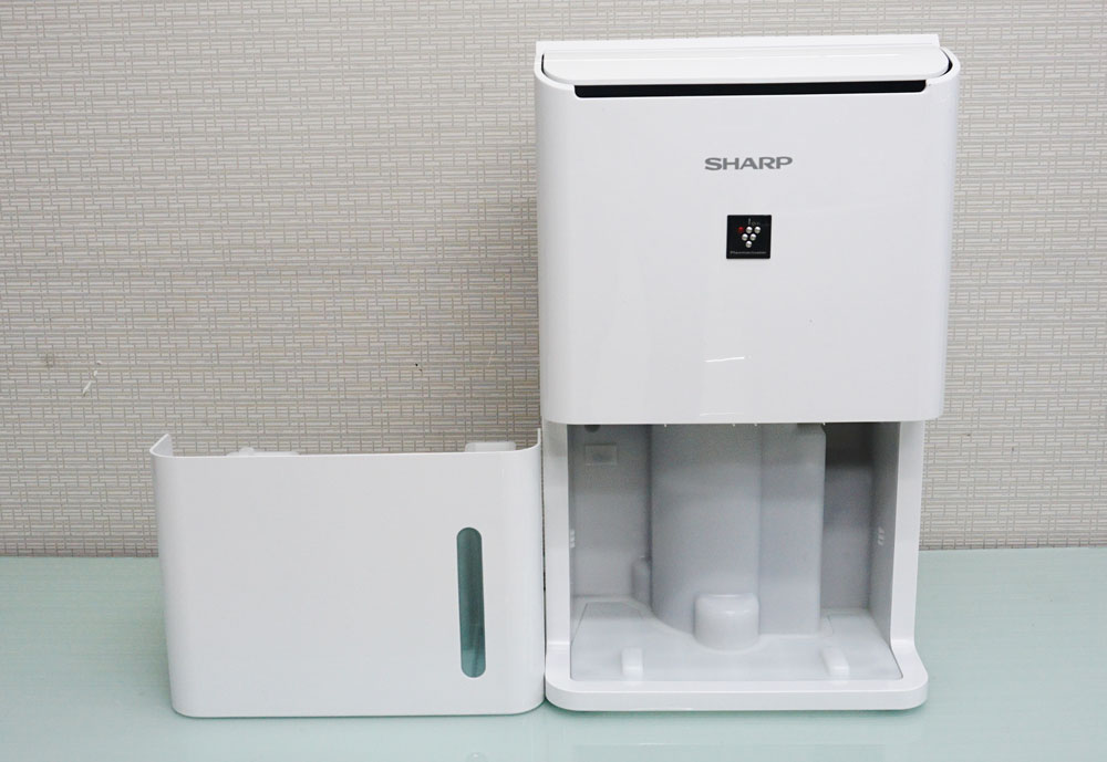 Máy hút ẩm và tạo Ion Sharp 12 lít/ngày DW-D12A-W phòng dưới 25m2