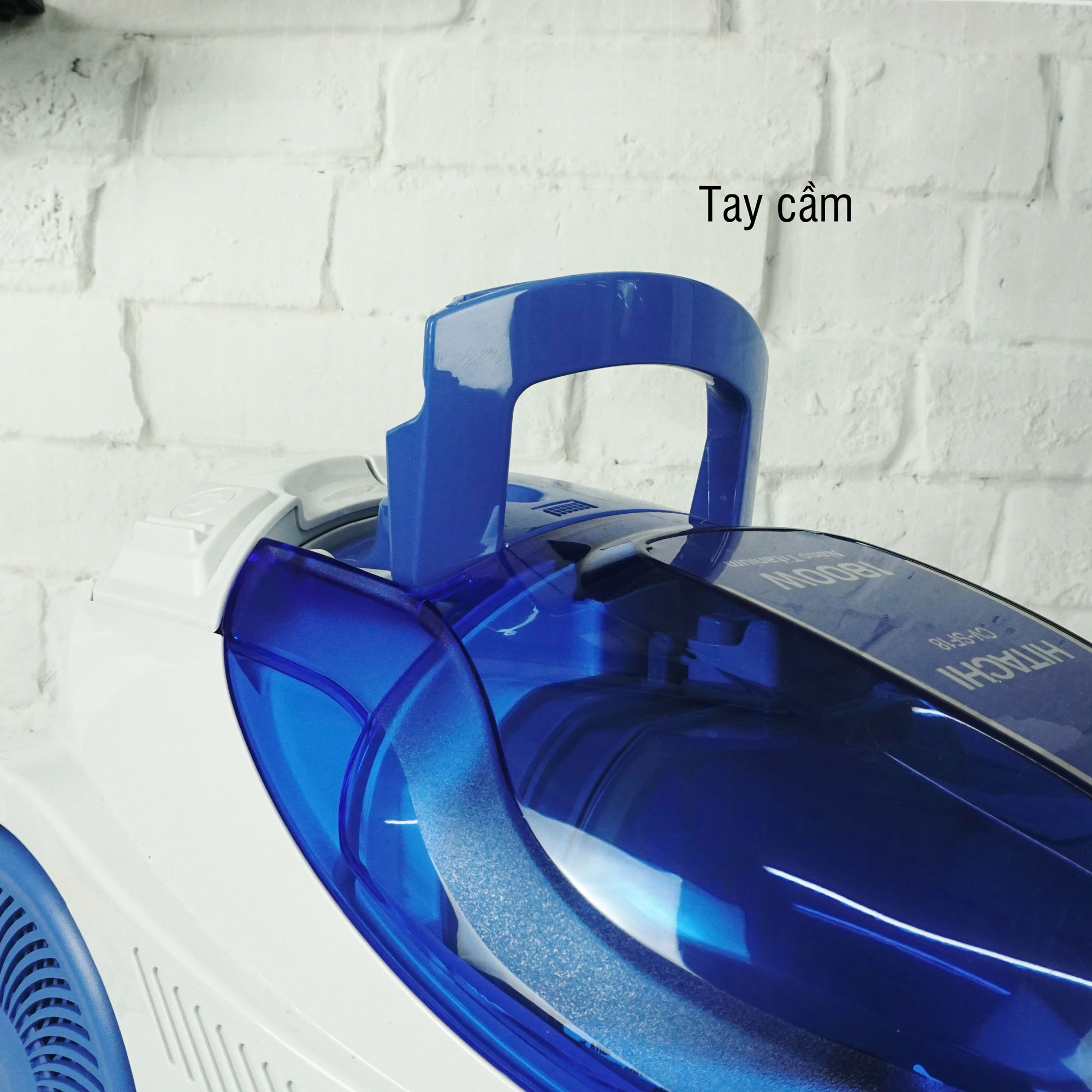 Máy hút bụi Hitachi CV-SF18 công suất 1800W