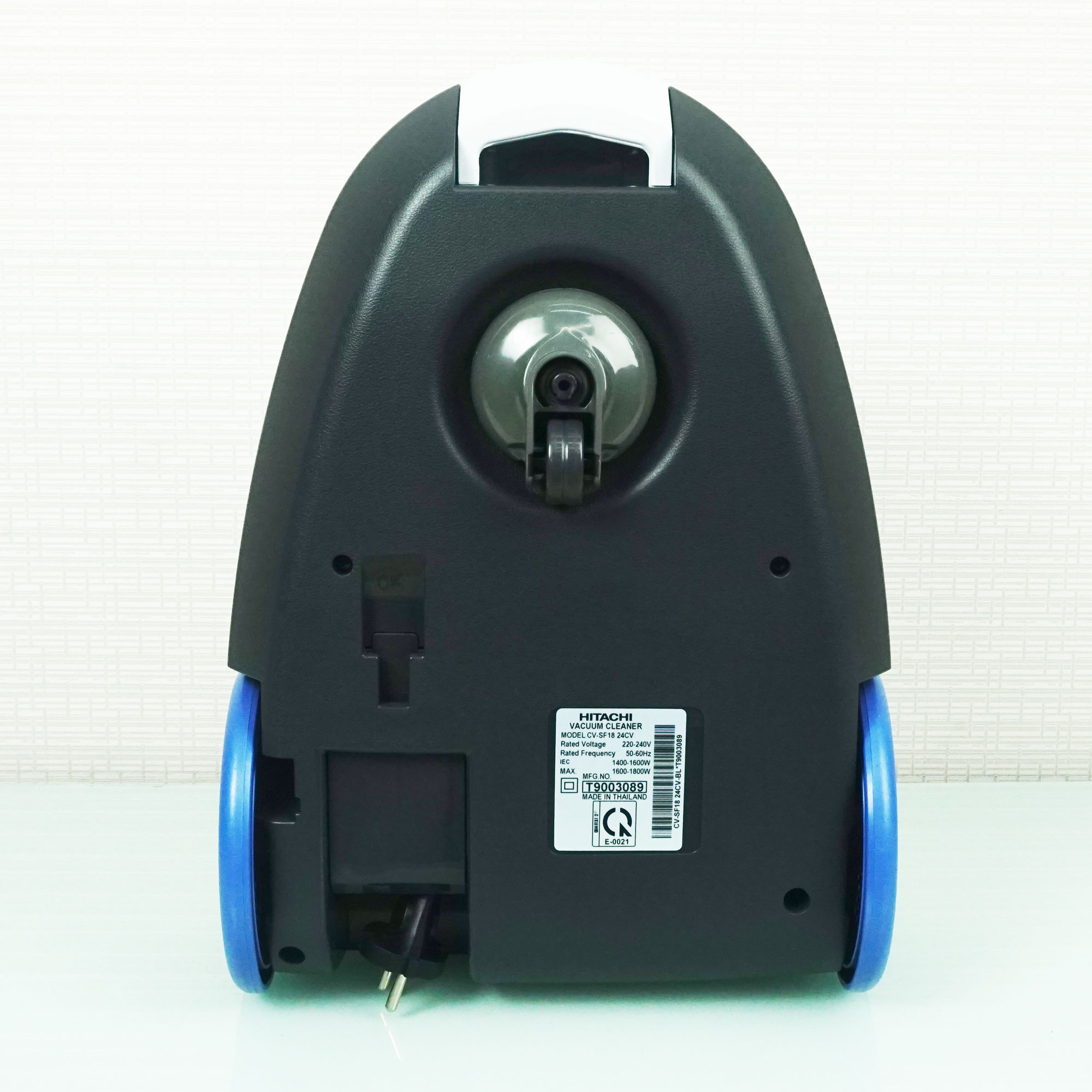 Máy hút bụi Hitachi CV-SF18 công suất 1800W