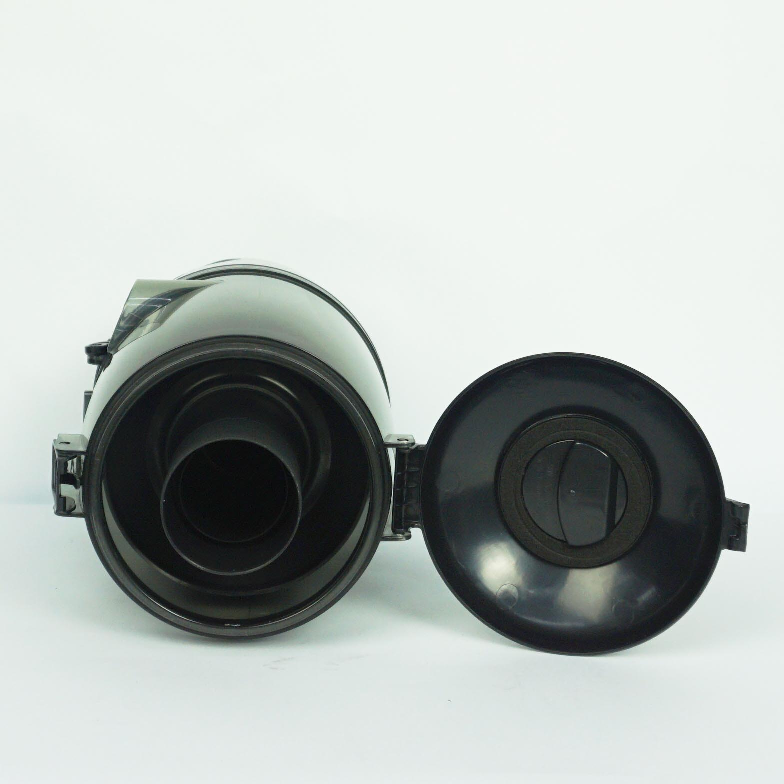 Máy hút bụi Electrolux EC31-2BB công suất 1800W