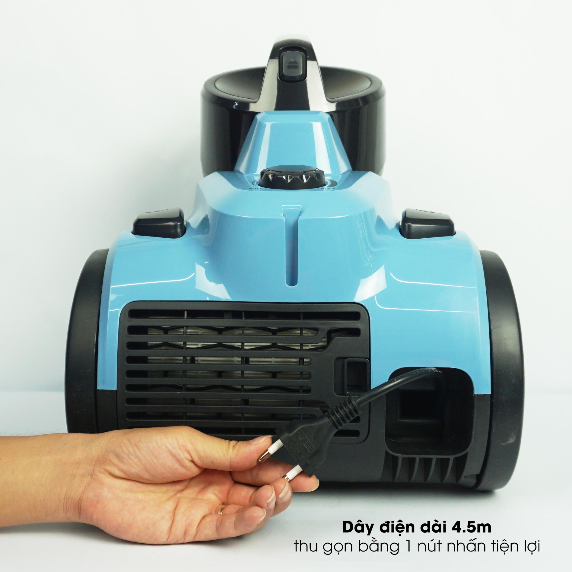 Máy hút bụi Electrolux EC31-2BB công suất 1800W