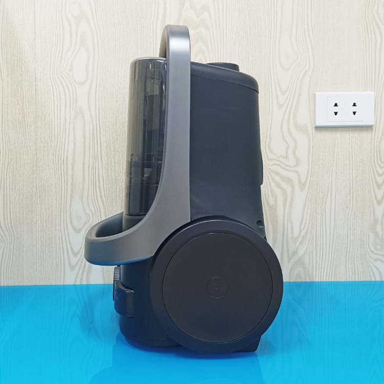 Máy hút bụi Panasonic 2200W MC-CL609HN49