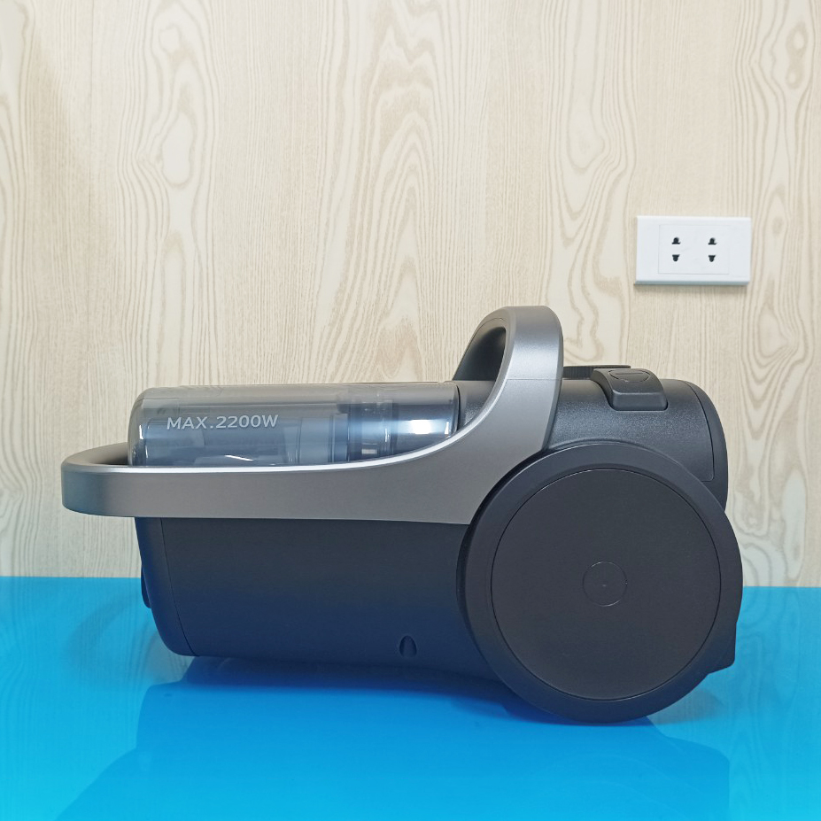 Máy hút bụi Panasonic 2200W MC-CL609HN49