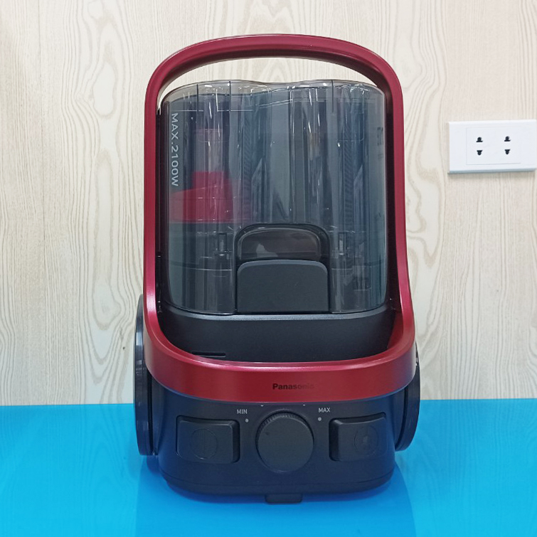 Máy hút bụi Panasonic 2100W MC-CL607RN49