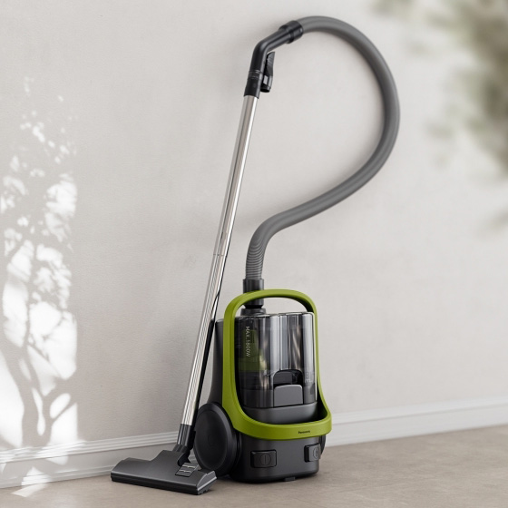 Máy hút bụi Panasonic 1800W MC-CL603GN49