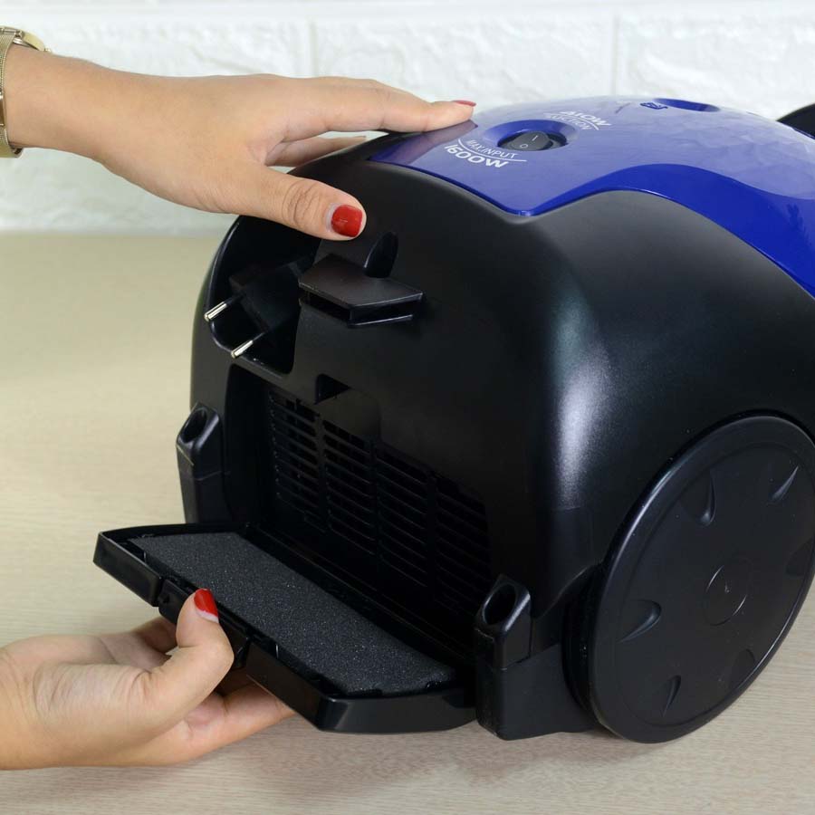 Máy hút bụi Panasonic 1600W MC-CG371AN46