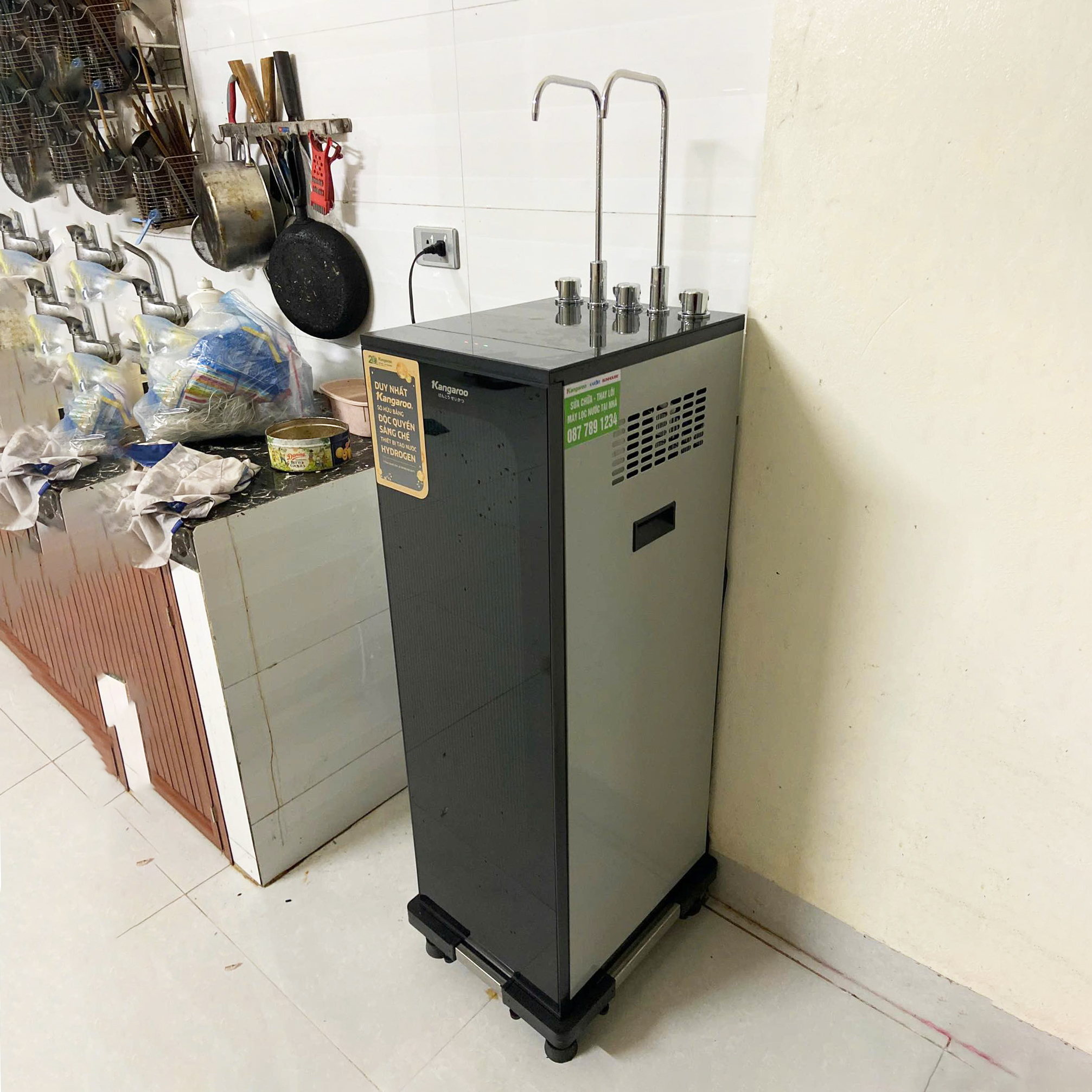 Máy lọc nước Kangaroo Hydrogen nóng lạnh nguội KG10A88, 11 lõi