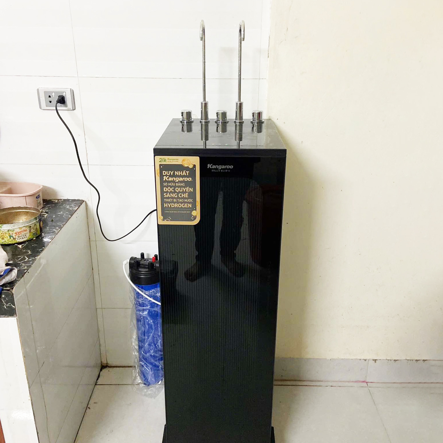 Máy lọc nước Kangaroo Hydrogen nóng lạnh nguội KG10A88, 11 lõi