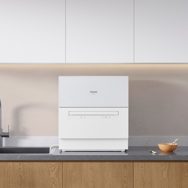 Máy rửa bát Panasonic NP-TH1WEVN