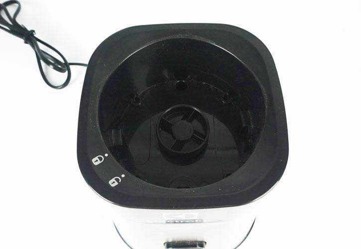 Máy xay sinh tố Electrolux EMB3025