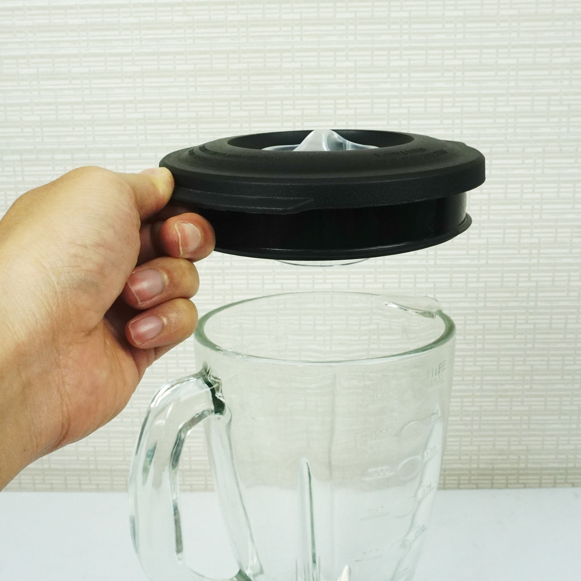 Máy xay sinh tố, xay đá Oster BPST02-B