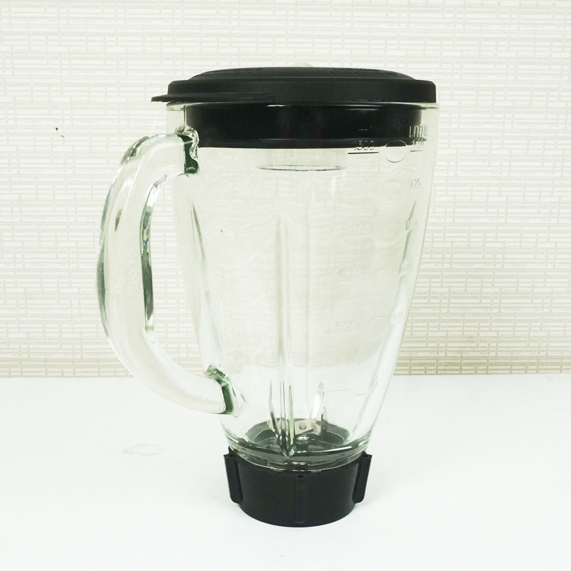 Máy xay sinh tố, xay đá Oster BPST02-B