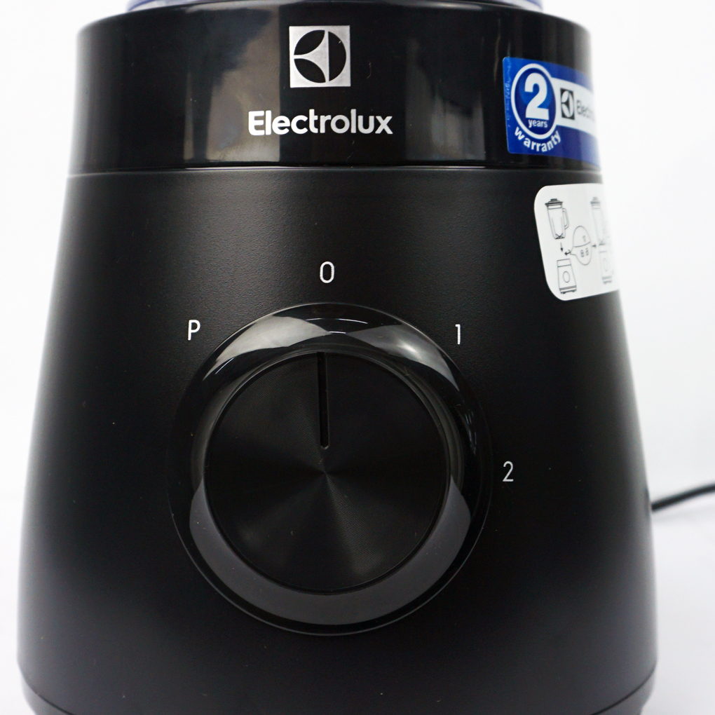 Máy xay sinh tố Electrolux E3TB1- 310K - Cối thủy tinh