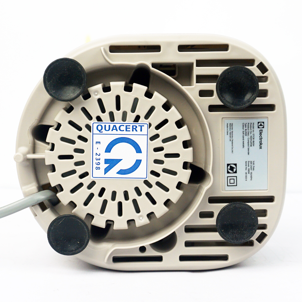 Máy xay sinh tố Electrolux E7CB1- 86SM