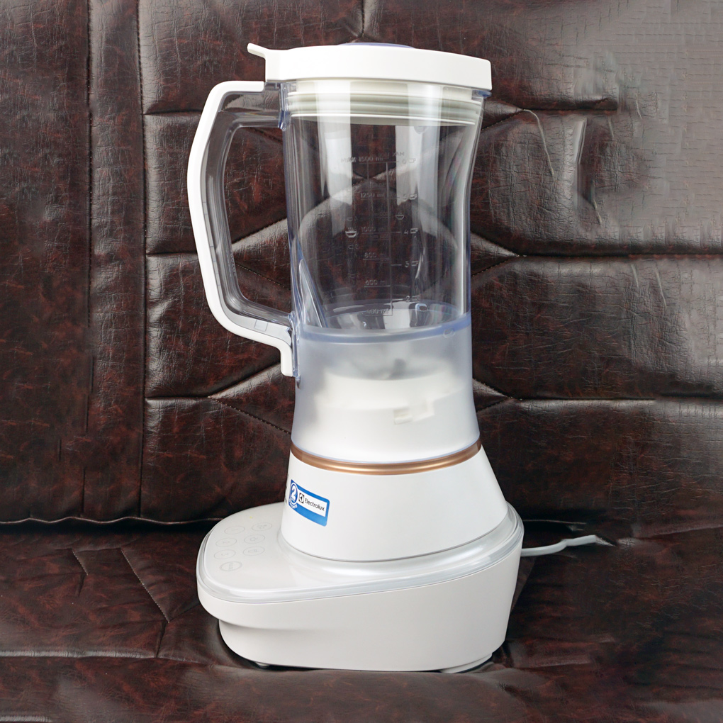 Máy xay sinh tố Electrolux E7TB1-50CW