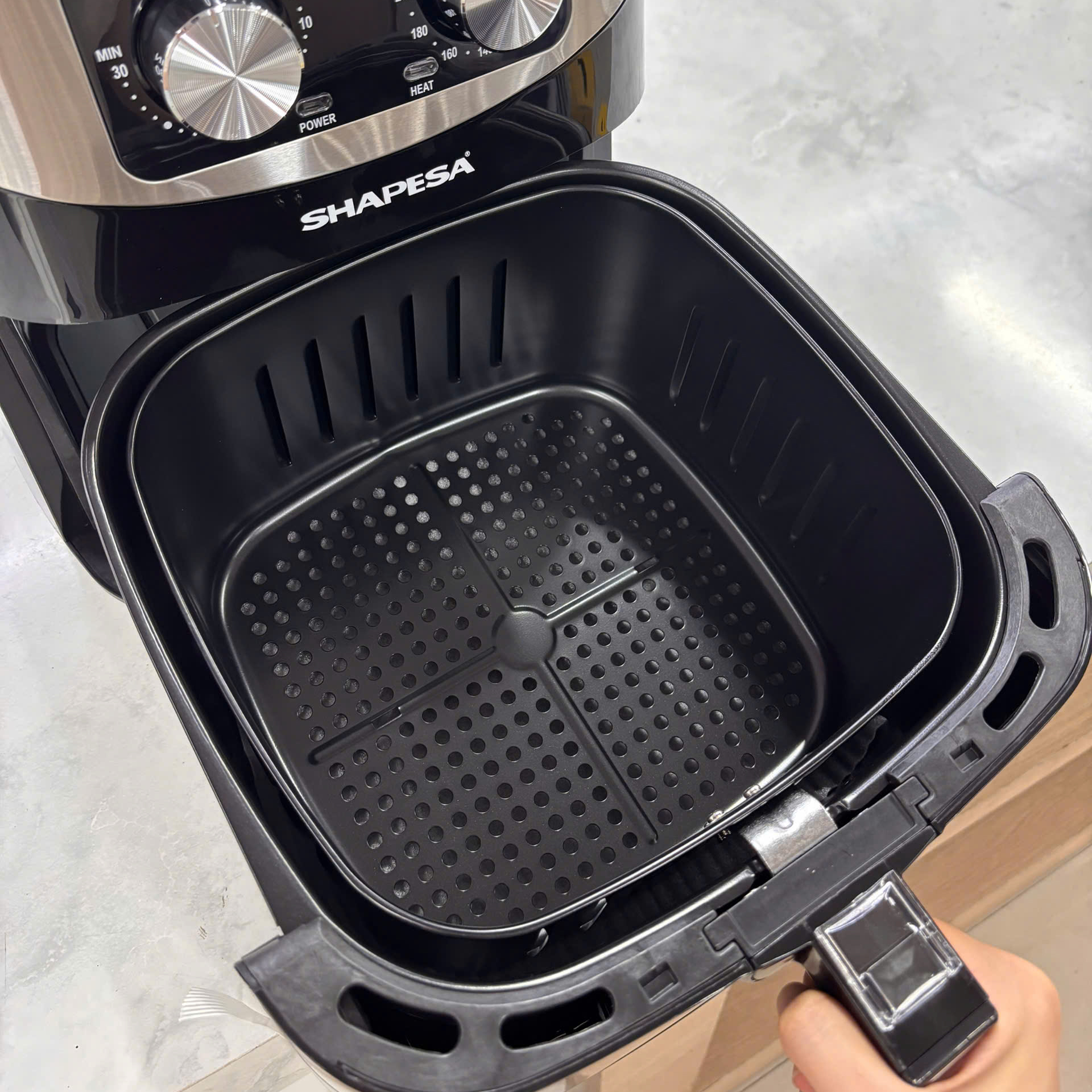 Nồi chiên không dầu 10.2 lít Shapesa SH-180S