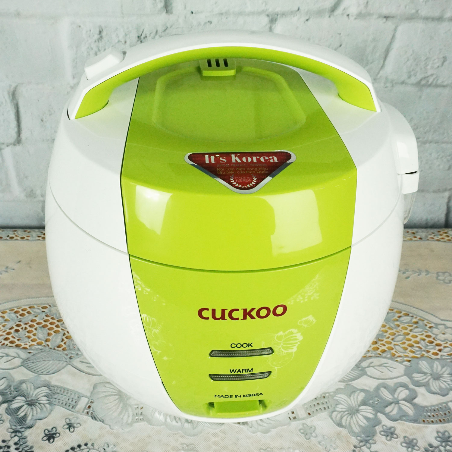 Nồi cơm điện 1 lít Cuckoo CR-0661