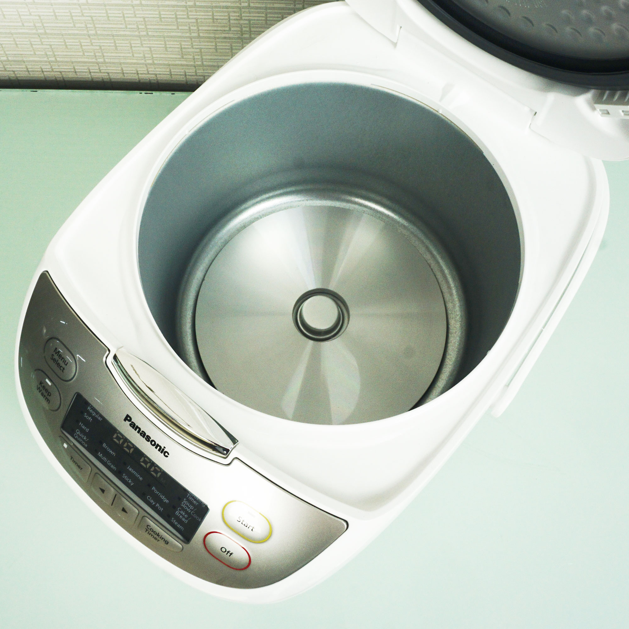 Nồi cơm điện tử 1,8L Panasonic SR-CP188NRAM