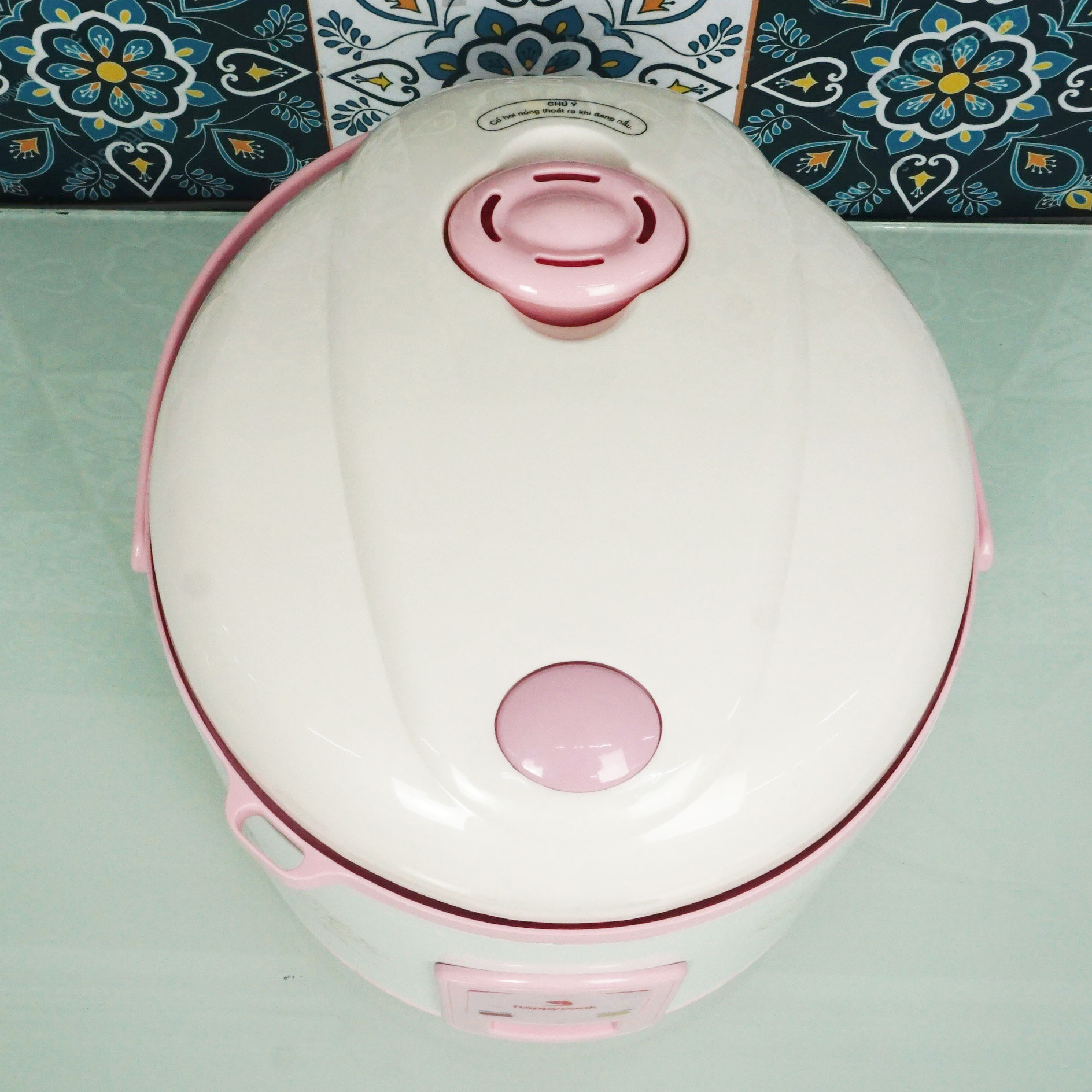 Nồi cơm điện 1,8 lít Happycook HC-180N