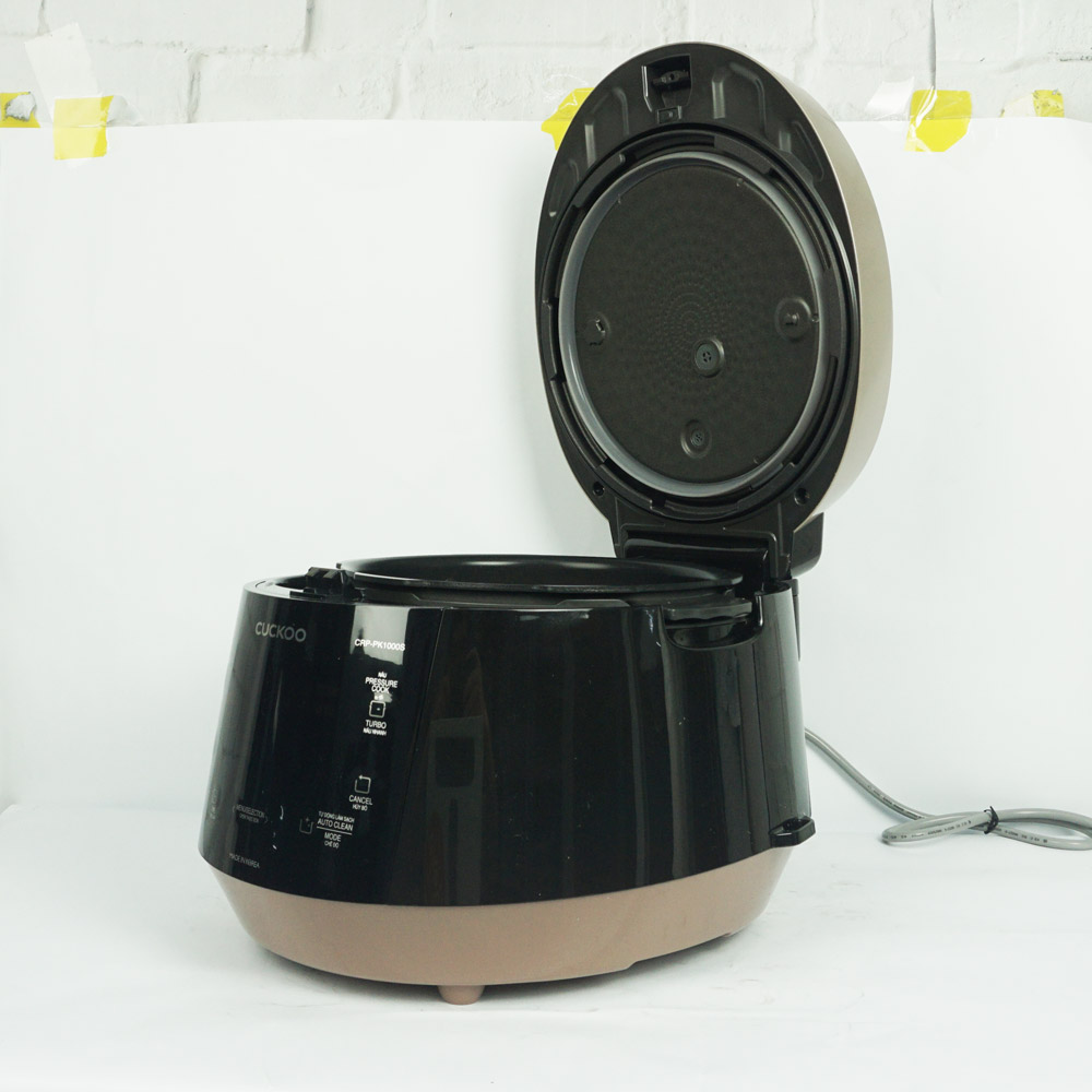 Nồi áp suất điện 1.8 lít Cuckoo CR-PK1000S màu đen