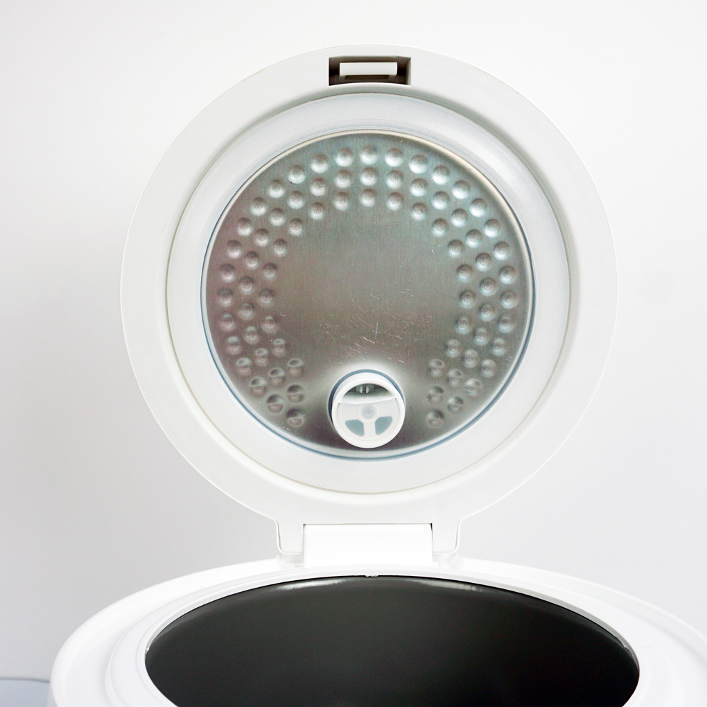 Nồi cơm điện Lock&amp;Lock 1 lít EJR426WHT