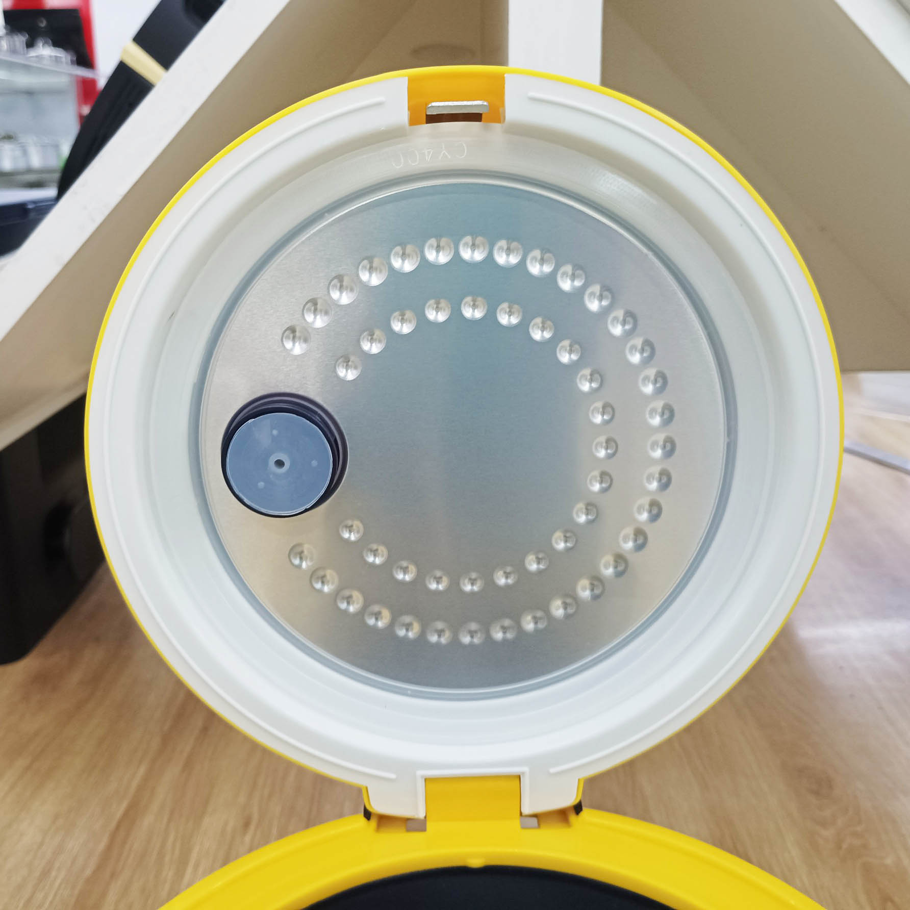 Nồi cơm điện 0.6 lít Apechome APH-RC06Y