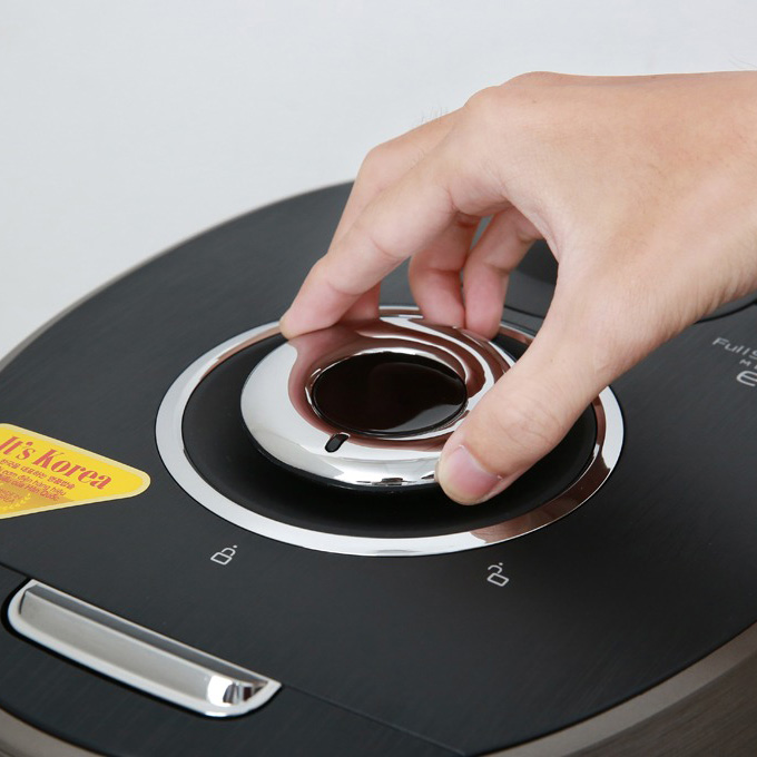 Nồi cơm điện cao tần Cuckoo 1.8 lít CRP- CHSS1009FN