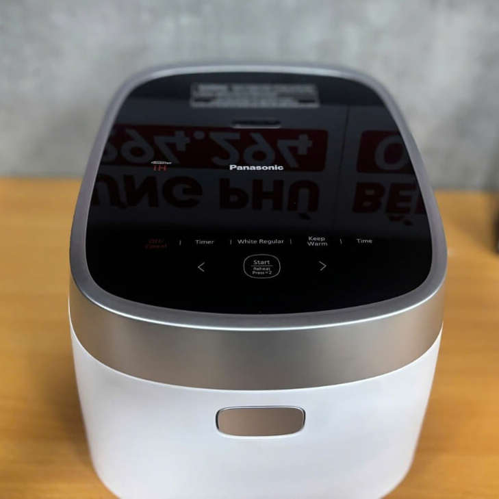 Nồi cơm điện cao tần Panasonic 1.5 lít SR-HNS151WRA