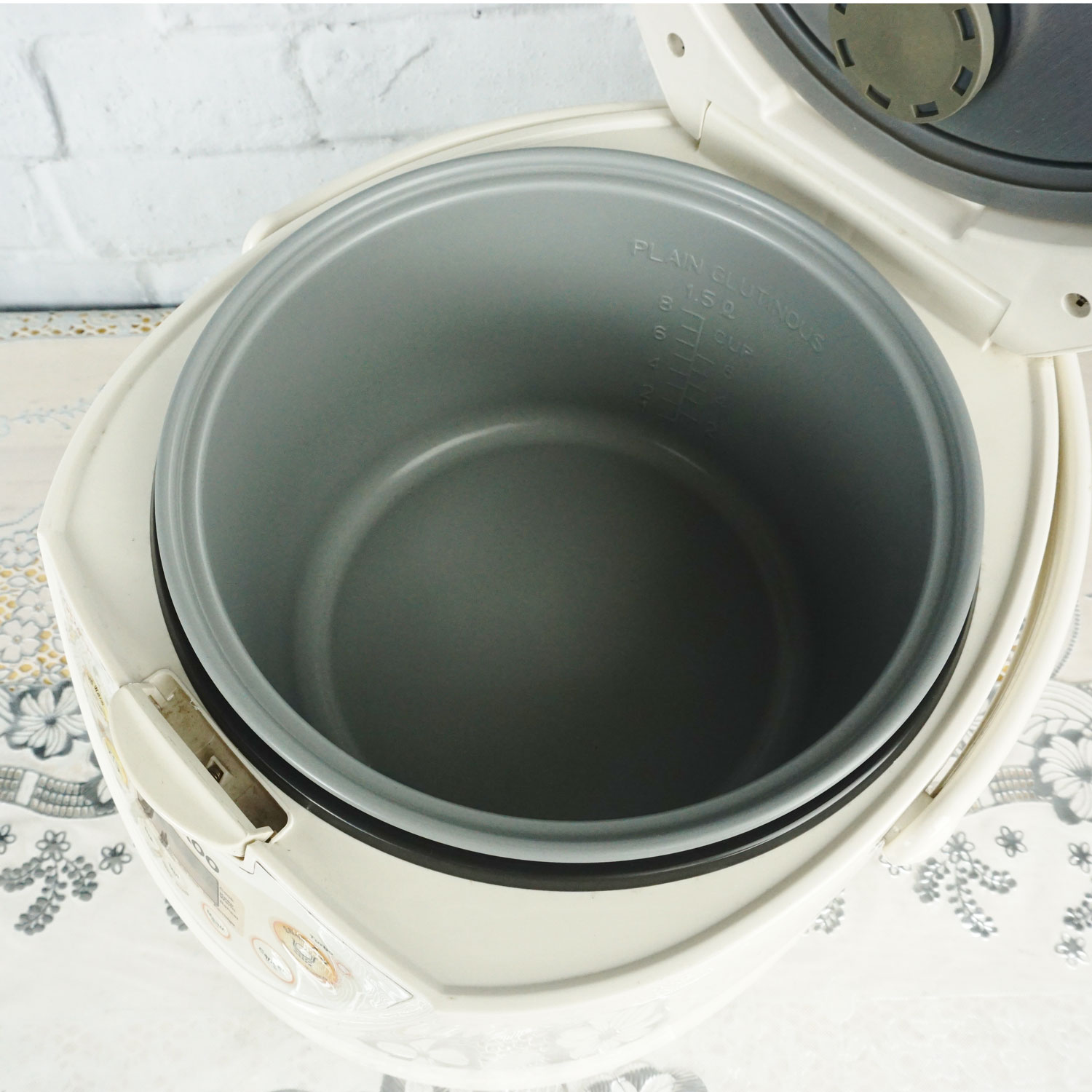 Nồi cơm điện tử Cuckoo 1.5l CR0821FI nhập khẩu Hàn Quốc