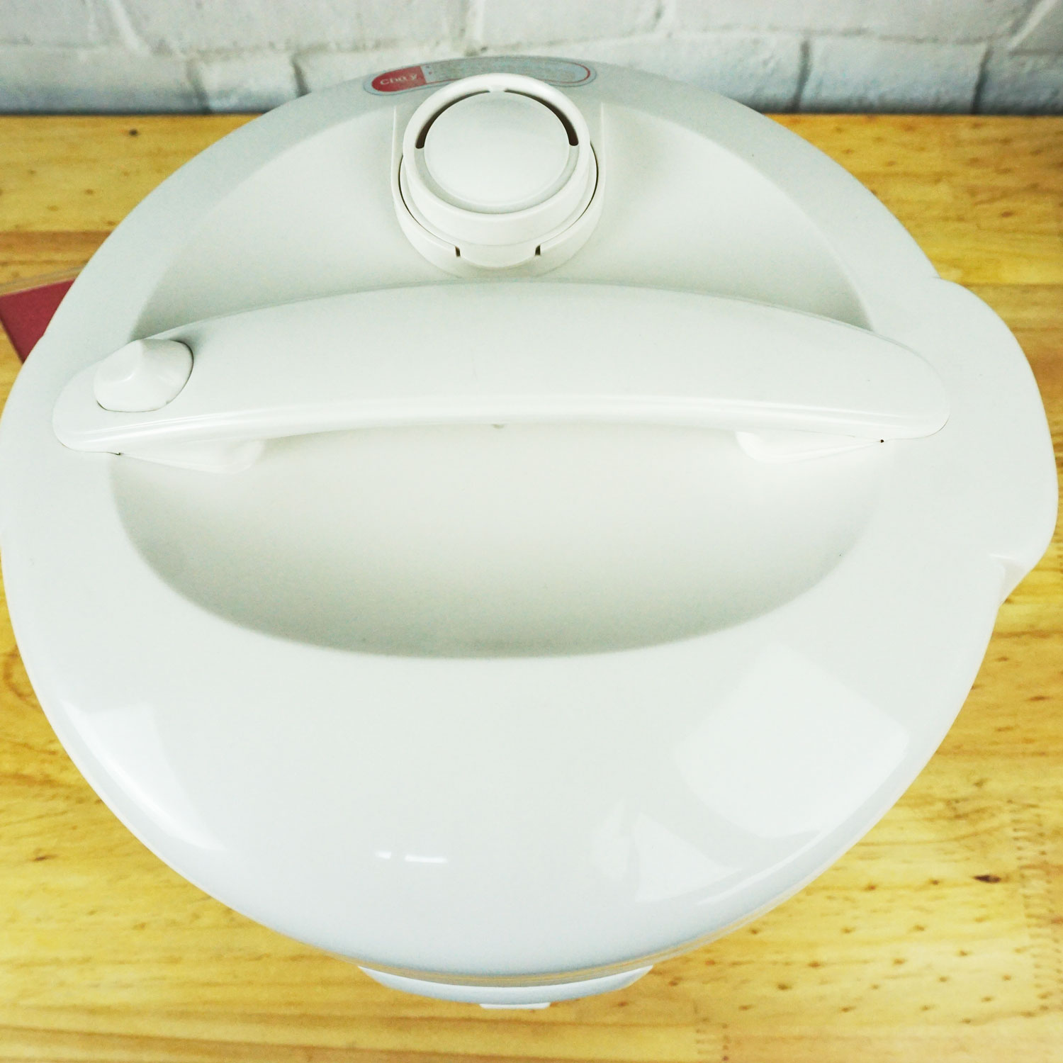 Nồi cơm điện 1.8 lít Sowun SW625