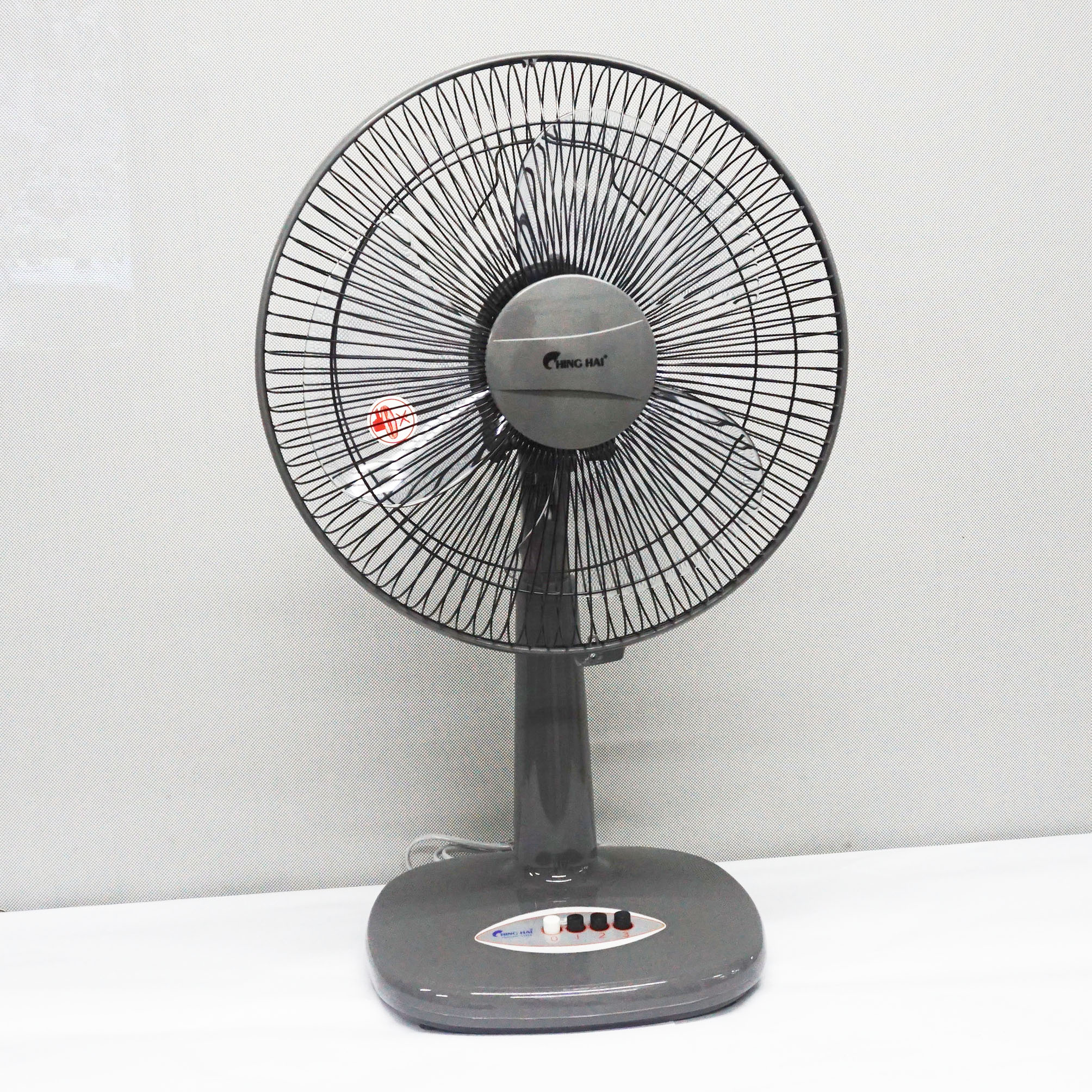 Quạt lửng Chinghai HS802